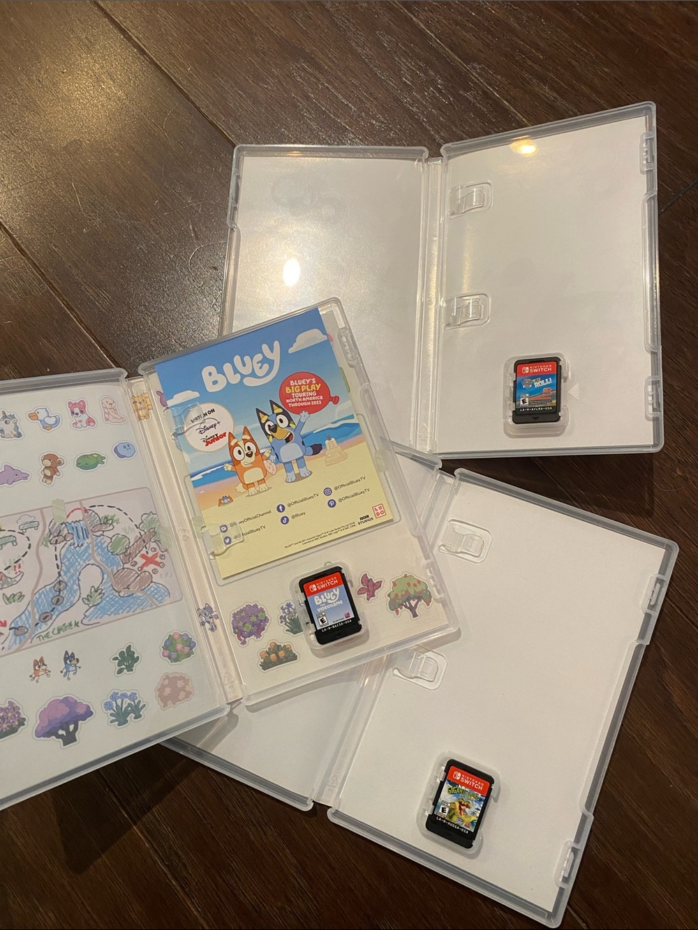 Three Nintendo Switch Video Games - Picture 3 of 6
